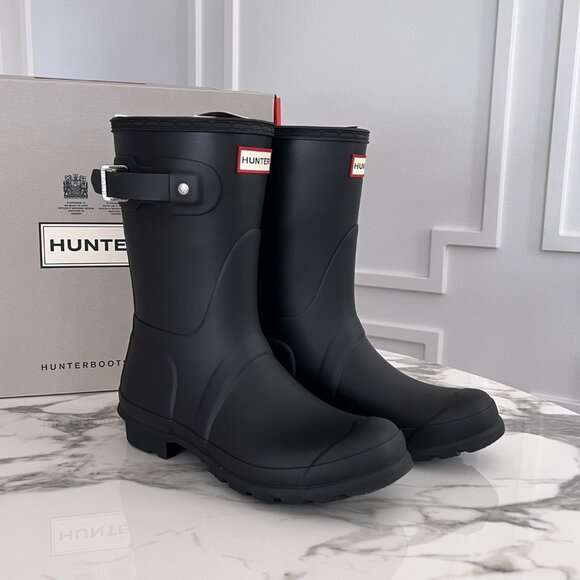 Hunter Shoes - NWT - Hunter Women's Original Short Boots ☔👢
